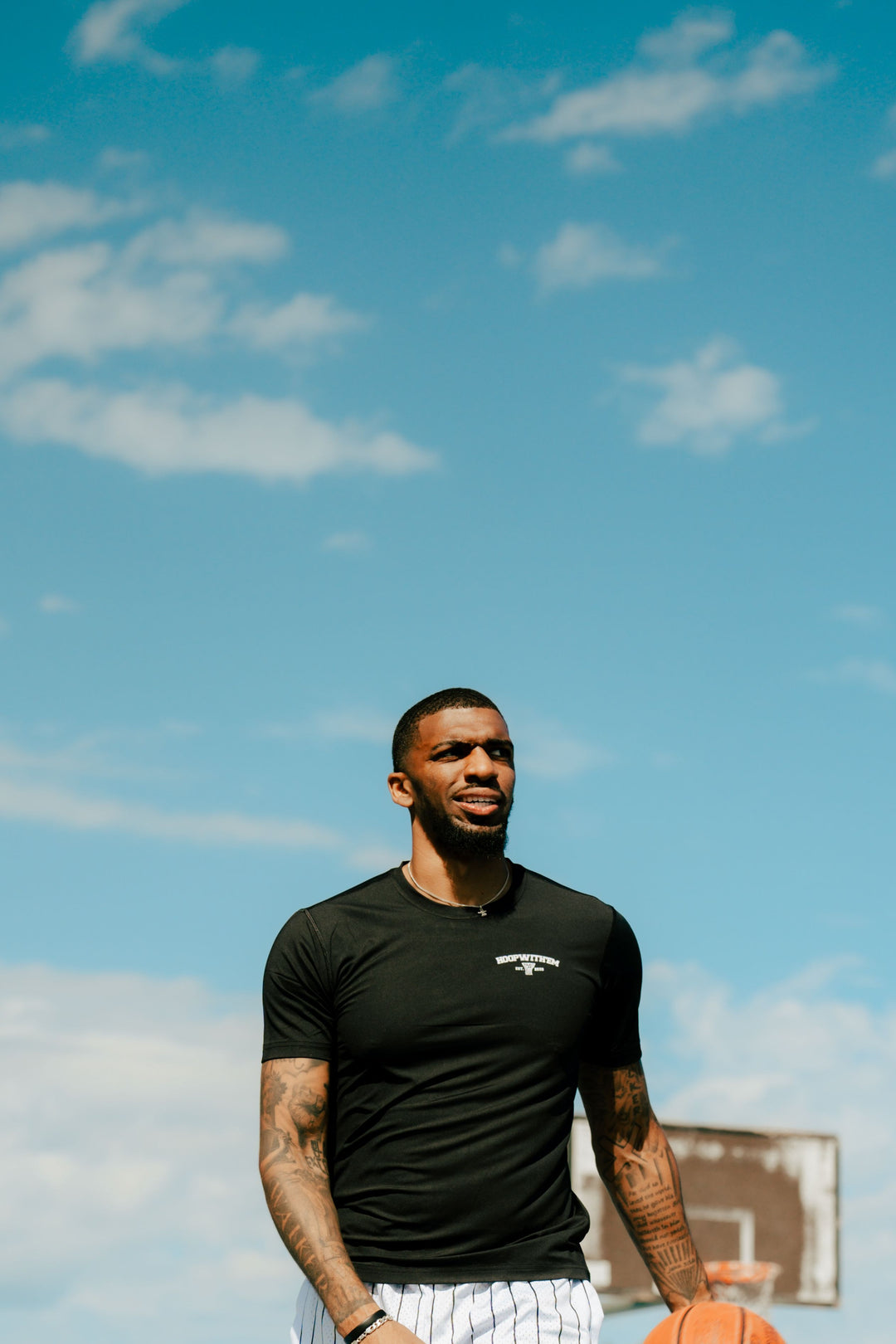 Drifit t-shirt (black, side logo)